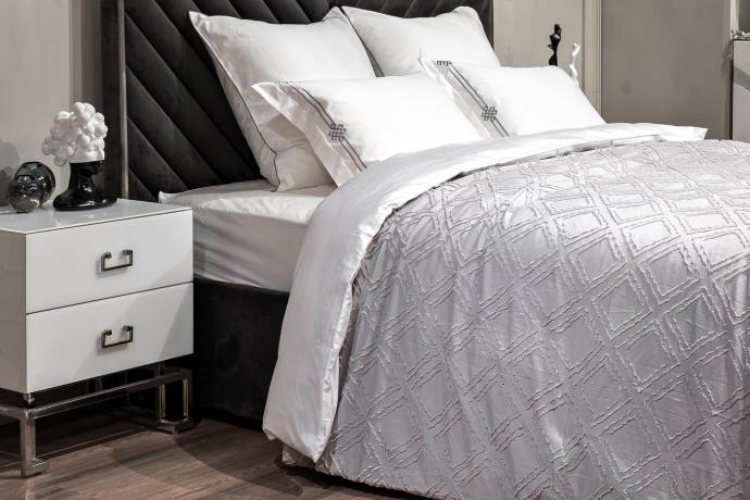 177HON-19260 Покрывало Квадро серое 240*260