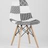 Стул Eames обивка в стиле пэчворк черно-белый, ножки массив бука 