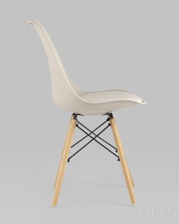 Стул Eames Soft бежевый обеденный сиденье экокожа ножки из массива бука 