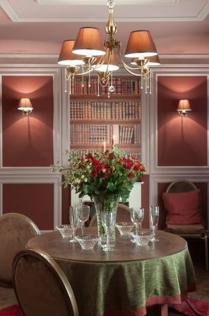 Люстра Maytoni RC0100-PL-05-R 