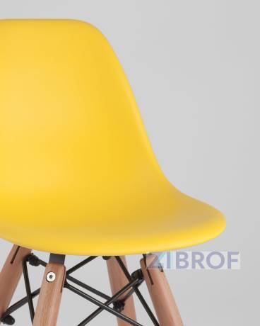 Комплект мебели детский стол Eames белый, 1 желтый стульчик 